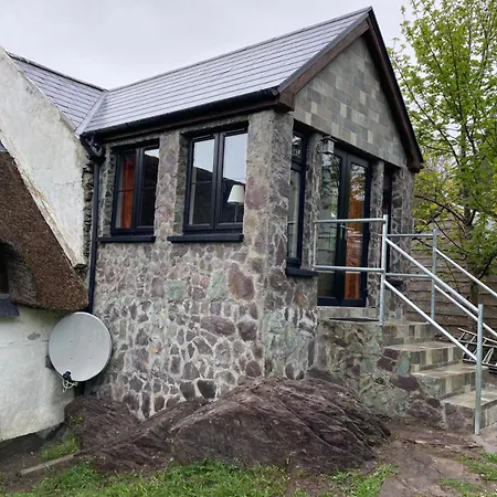 Selfcatering Currahy Bridge