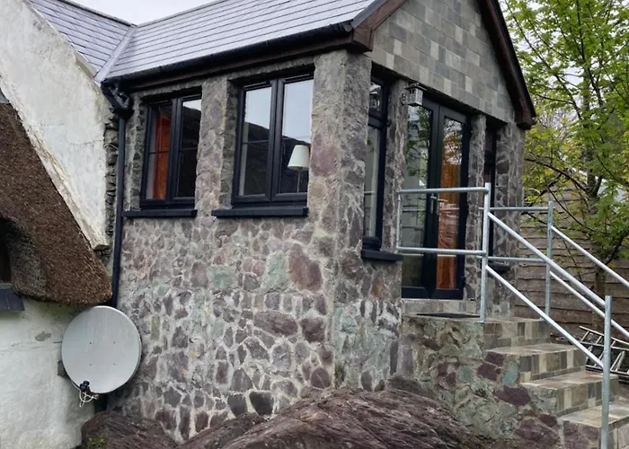 Selfcatering Currahy Bridge